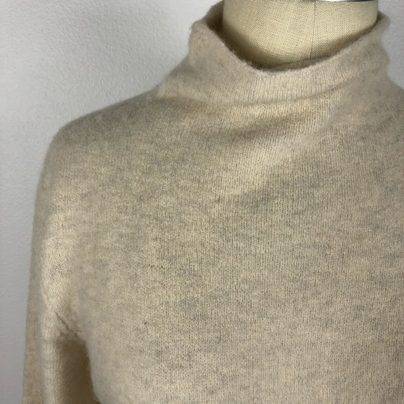MADEWELL Cream Inland Turtleneck Sweater Med NWT - Picture 5 of 7